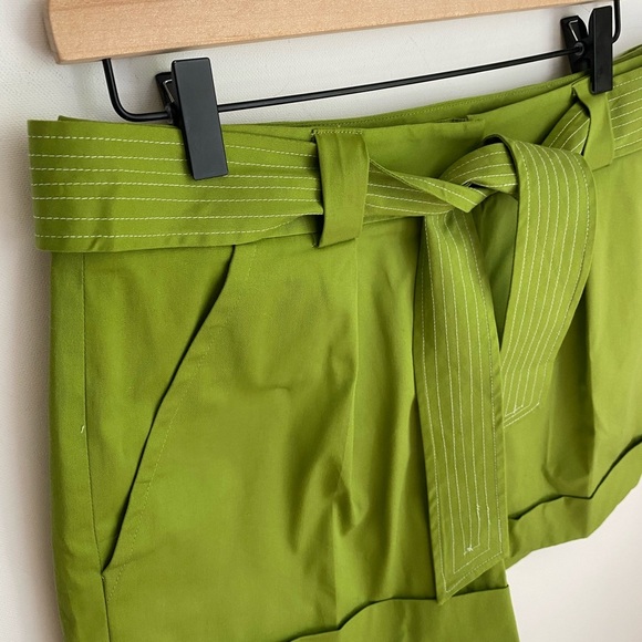 Chelsea & Theodore Belted Shorts, Size 6, NWT - Picture 9 of 10